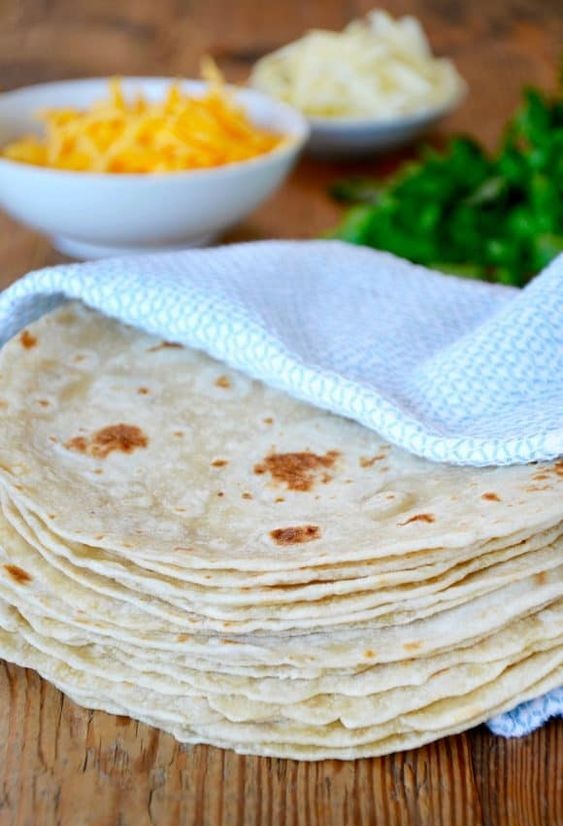 Easy Homemade Flour Tortillas Recipe